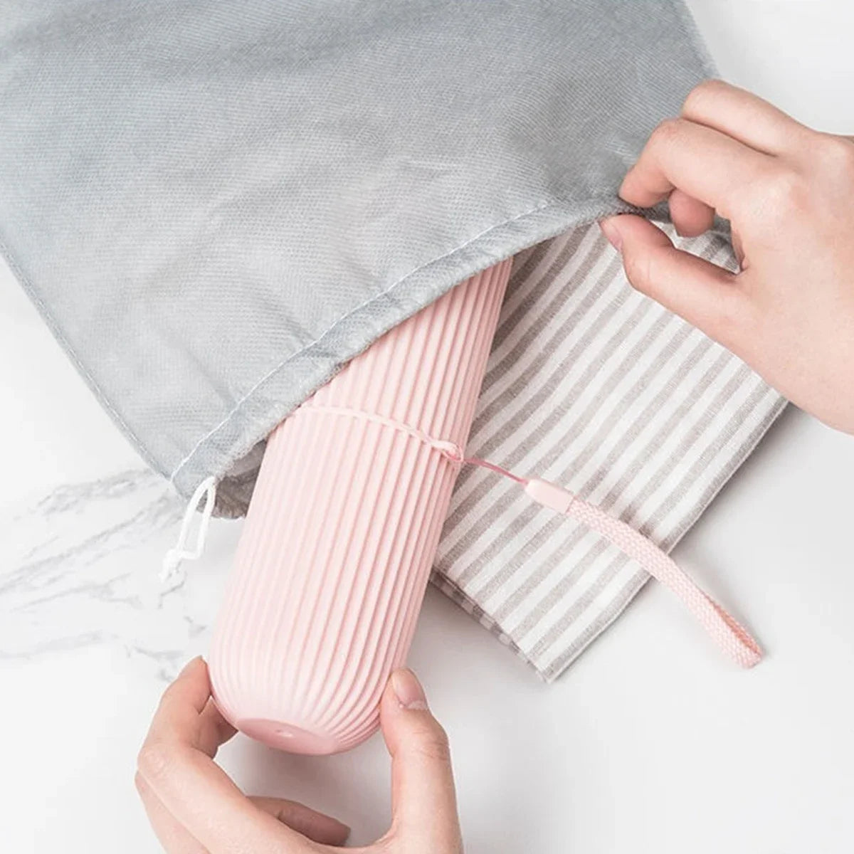 Portable Toothbrush & Toothpaste Case – Travel Storage Box for Clean & Safe Hygiene